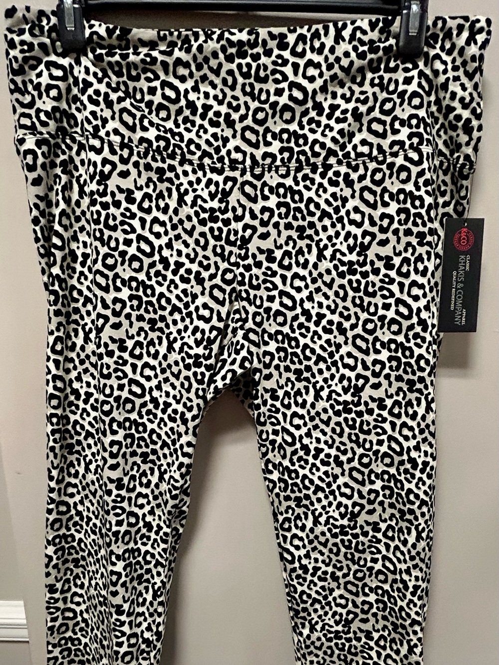 Black & White Leopard Print Leggings Suave Khakis & Co Sz 1X NWT